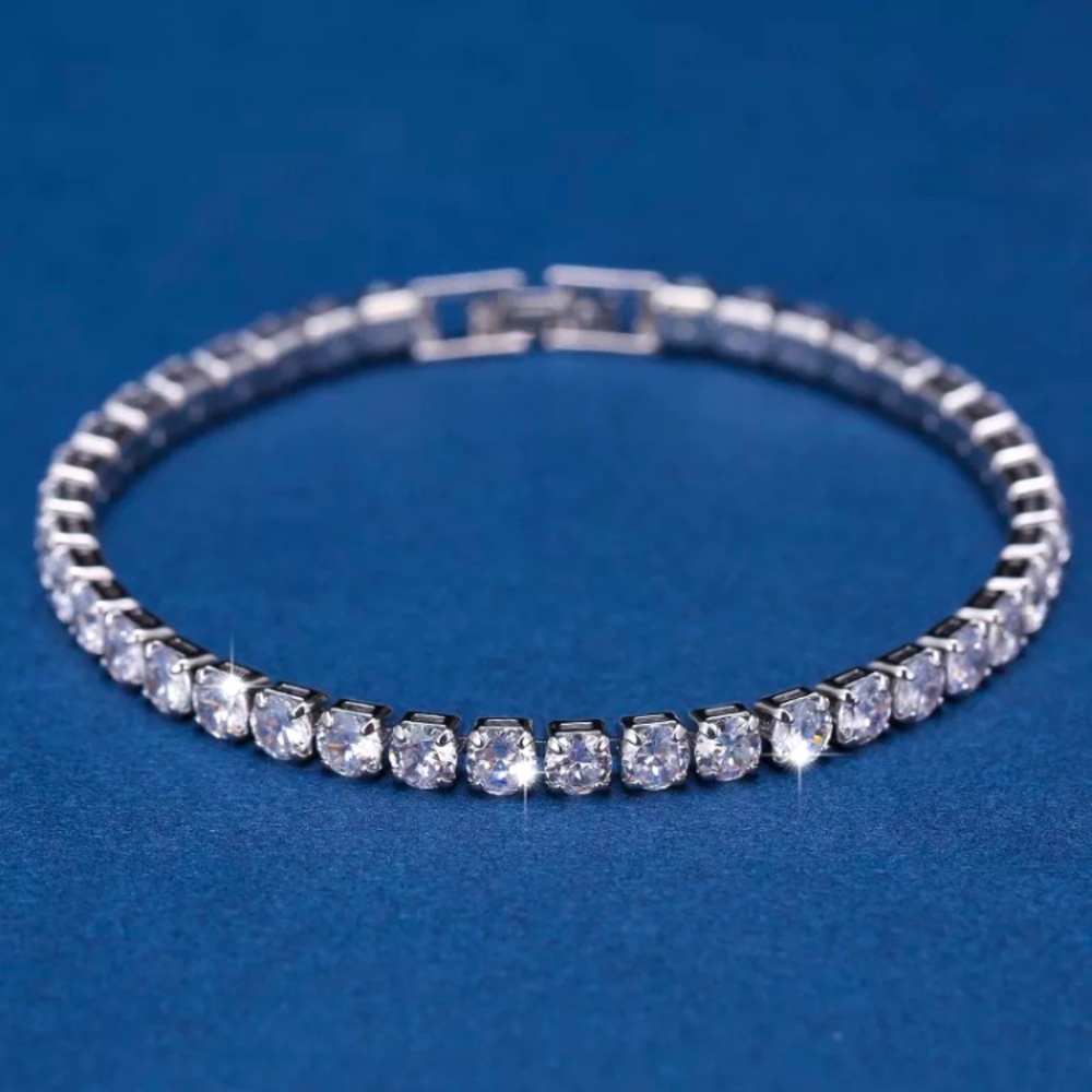 🌟 White Gold Plated Diamond Tennis Bracelet
